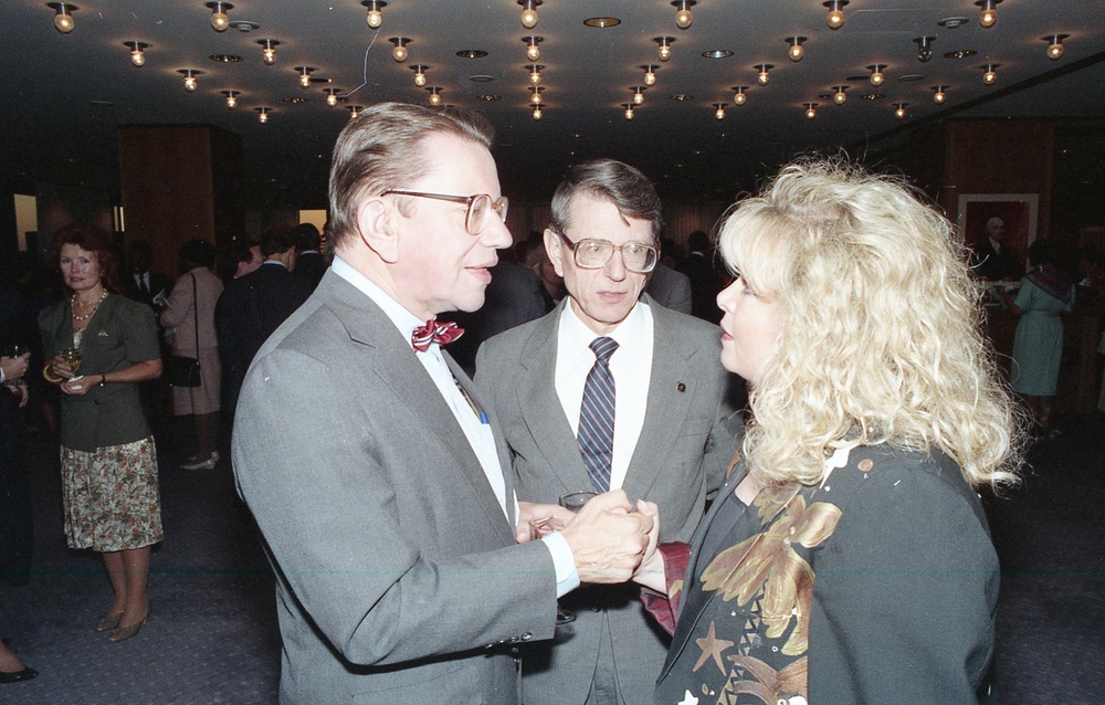 Roskens - End Hunger Awards 1990