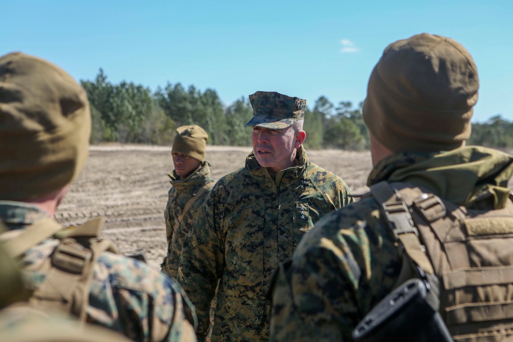 Lt. Gen. Wissler visits 2D MLG