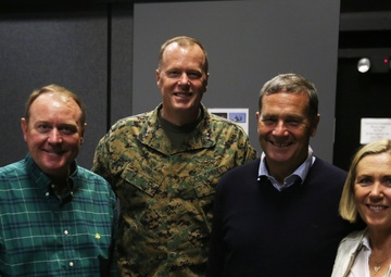 Surgeons drop scrubs, take on simulators