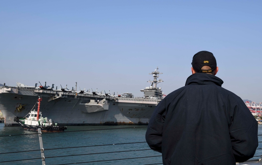 USS Wayne E. Meyer Arrives in Busan, Republic of Korea