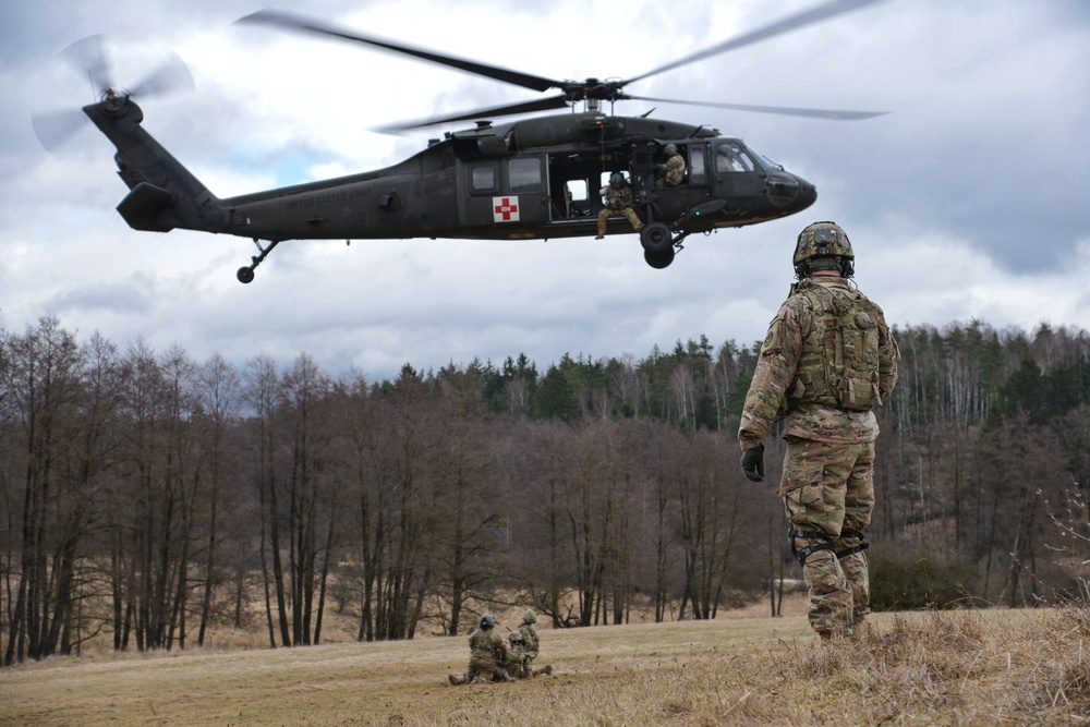 1-2CR MEDEVAC Training