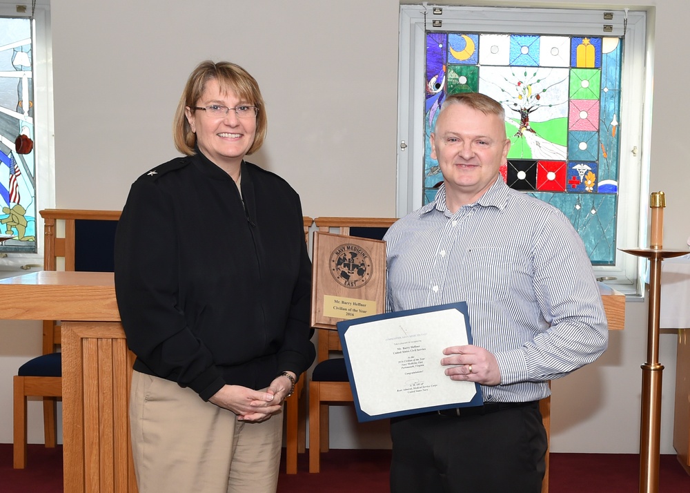 Navy Medicine East names “go-to” guy Civilian of the Year for 2016
