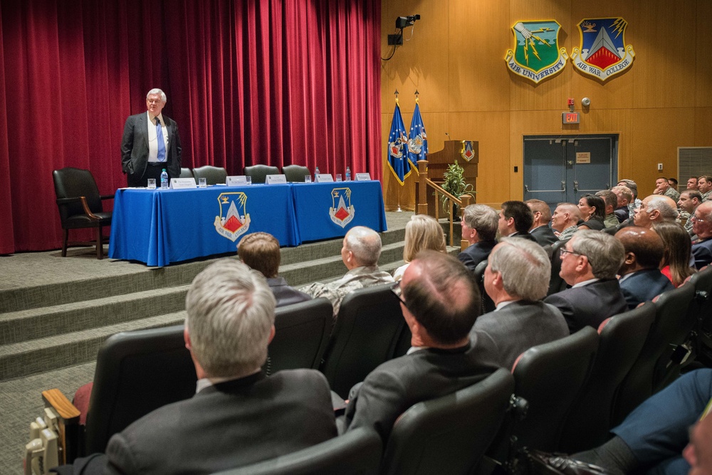 Speaker Newt Gingrich Leads Research Panel Discussion at Air War College