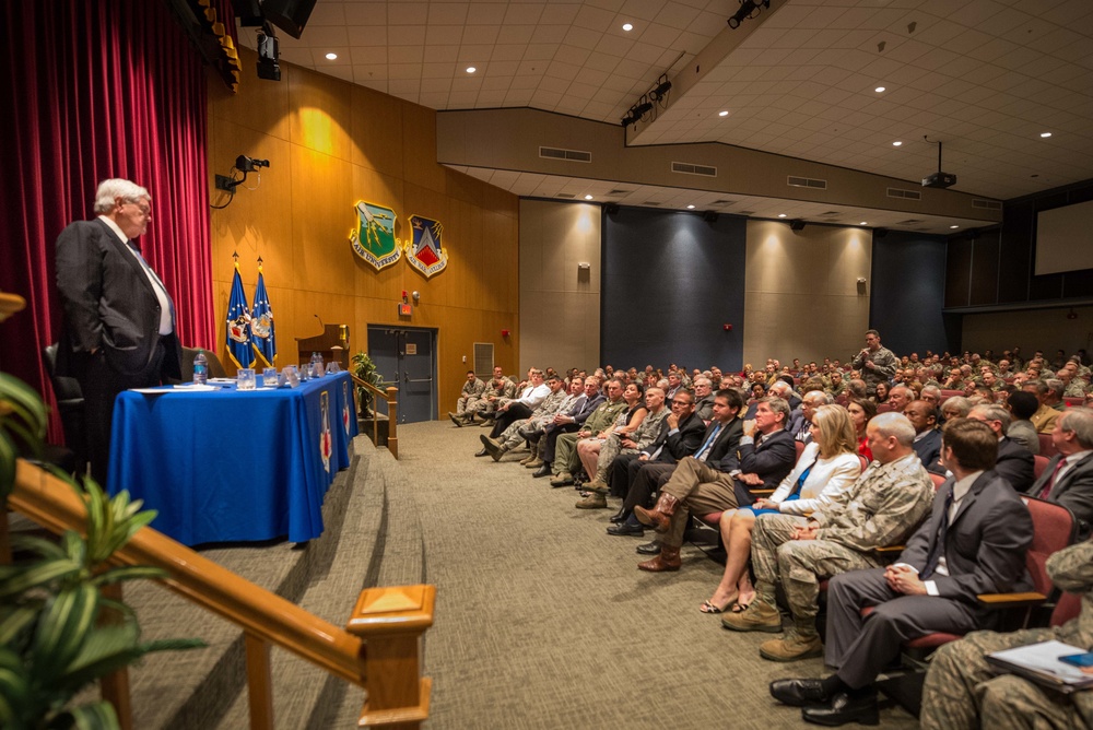 Speaker Newt Gingrich Leads Research Panel Discussion at Air War College