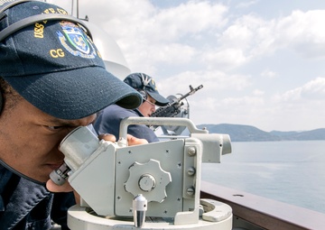 USS Lake Champlain (CG 57) Departs Sasebo, Japan