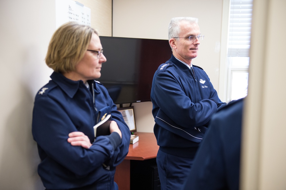 VCJCS visits USCG TISCOM