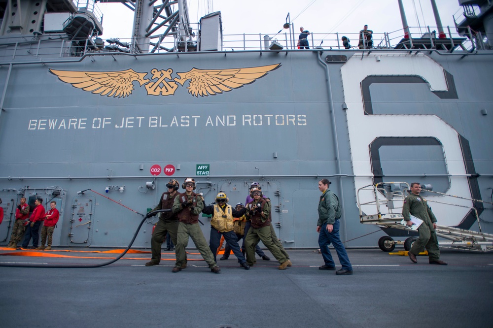 USS Bonhomme Richard (LHD 6) flight deck firefight training