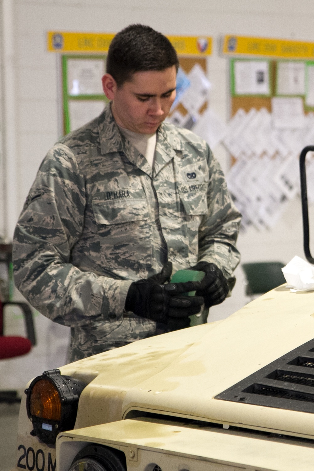 Army Reserve, Air Force work together to inspect vehicles