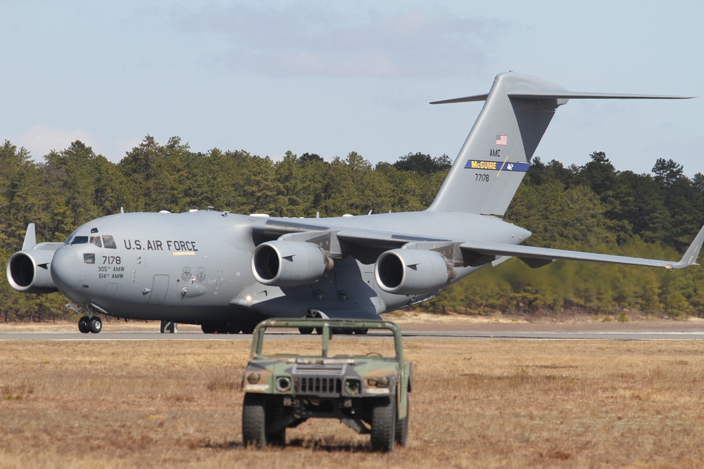 C-17 Landing &amp; Departure