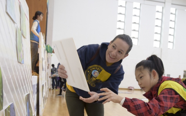 US Navy Korea Sailors Volunteer to Strengthen Close Bond with Community