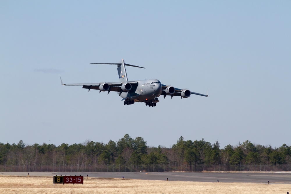 Air Force transports Army Reserve MPs to the fight