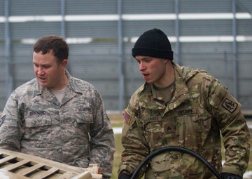 Airmen, Army Reserve conduct joint inpsection
