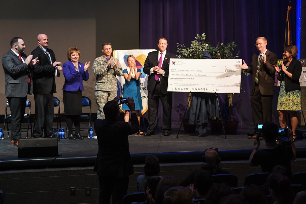 Military, business leaders give $1.7 million for STEM education