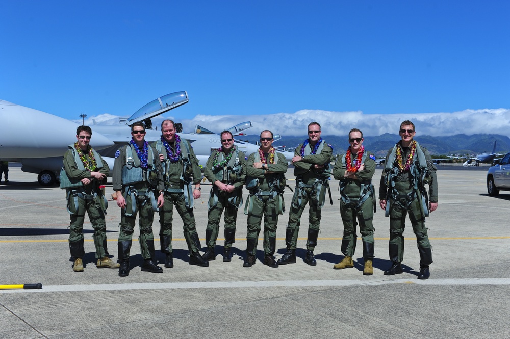 Aussie Growlers arrive at JBPHH