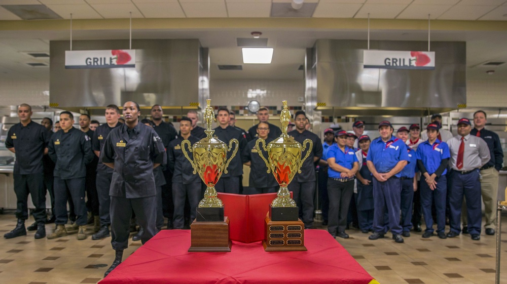 WC-100 Mess Hall Award Ceremony