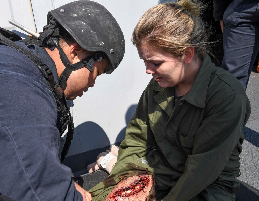 USS Wayne E. Meyer Conducts a Medical Casualty VBSS Drill