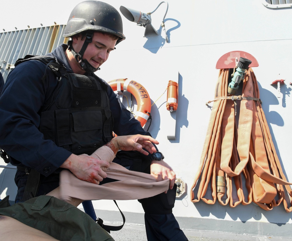 USS Wayne E. Meyer Conducts a Medical Casualty VBSS Drill