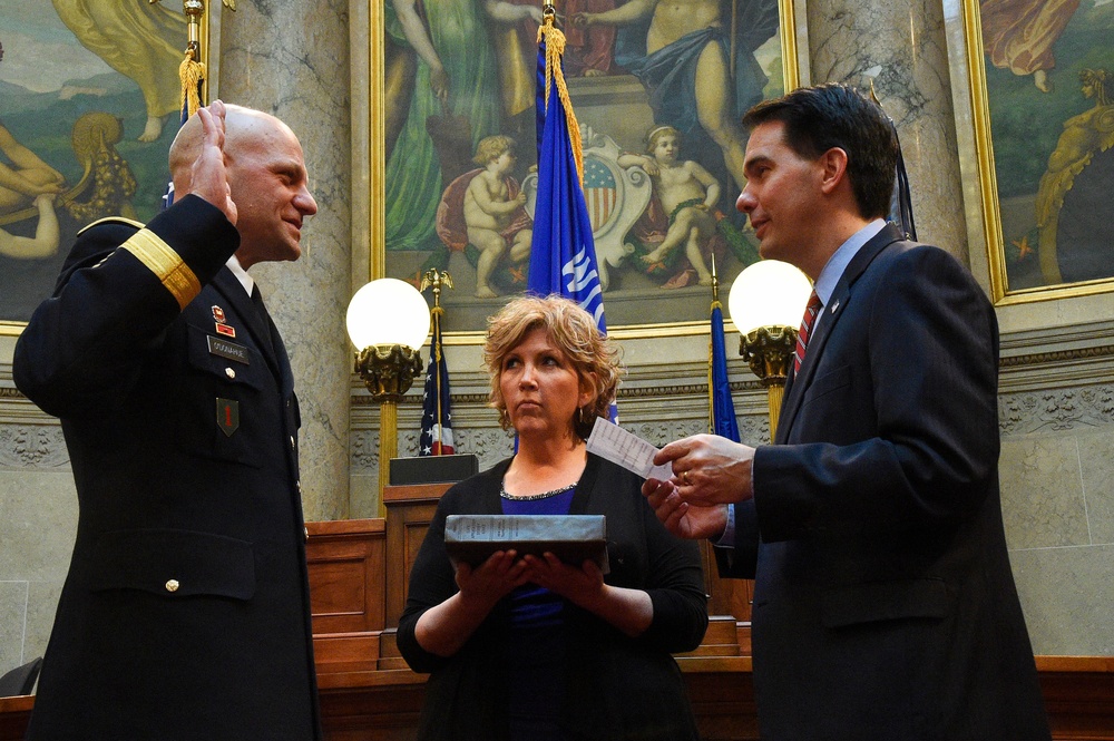 Governor promotes Wisconsin National Guard general officer