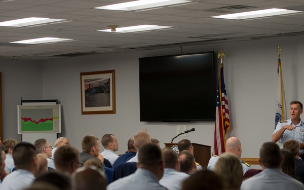 Coast Guard Commandant at the Naval Engineering Central Annual Training