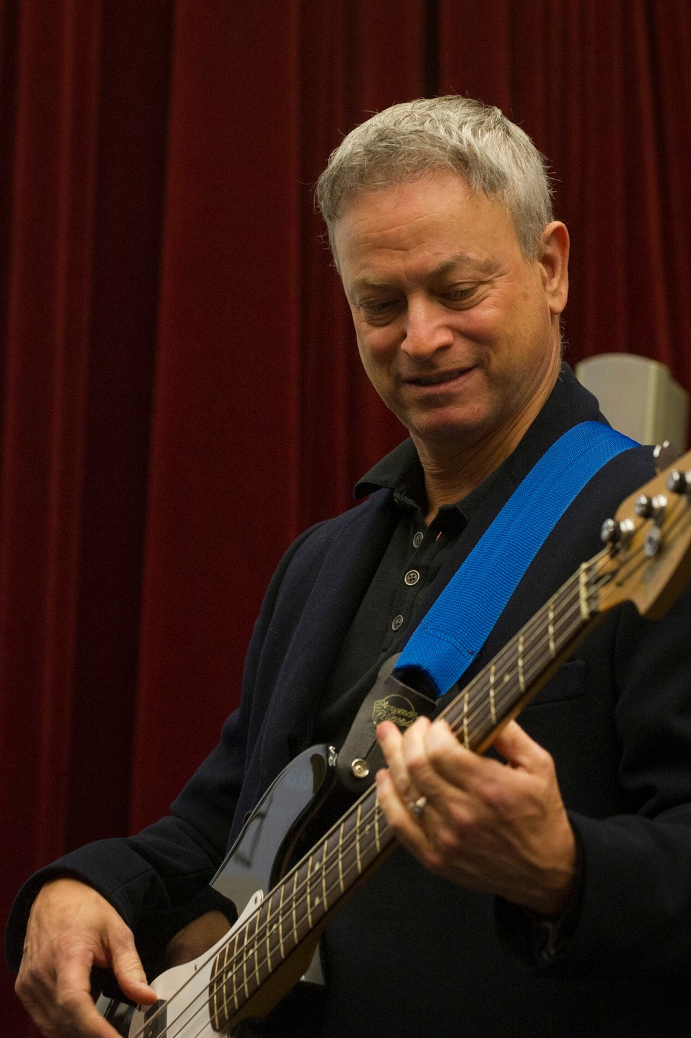 Gary Sinise visits Air Force Band