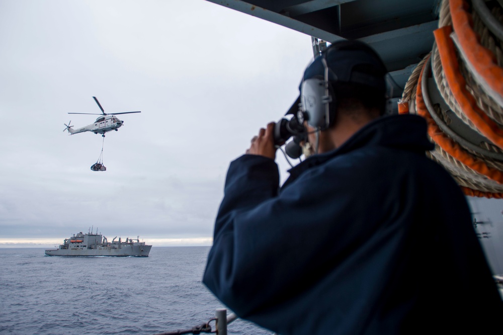 USS Bonhomme Richard (LHD 6) Replenishment-at-sea