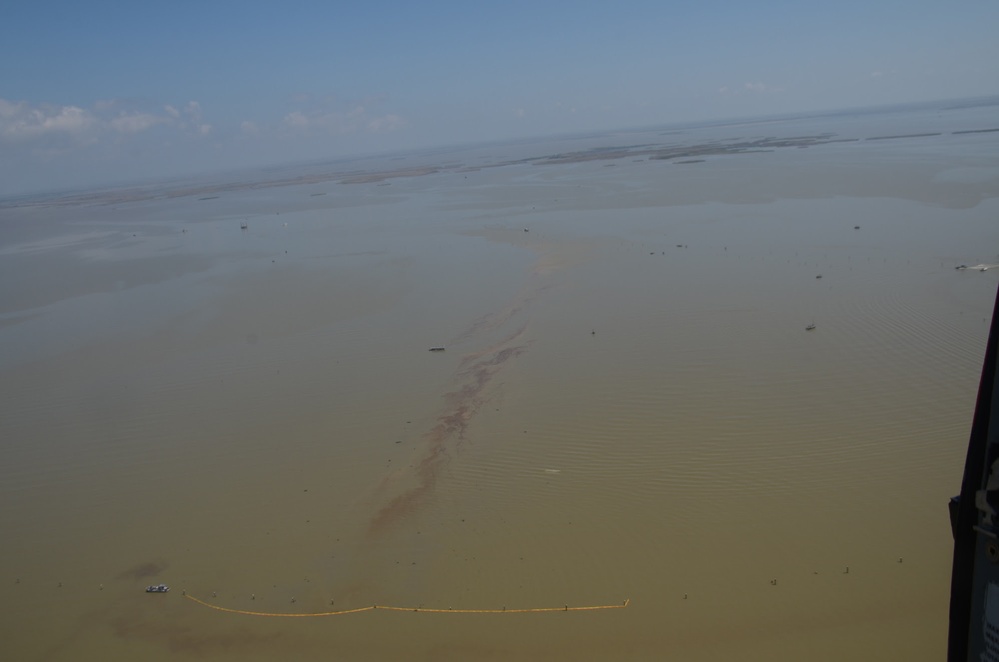 Coast Guard responds to oil spill near Venice, Louisiana