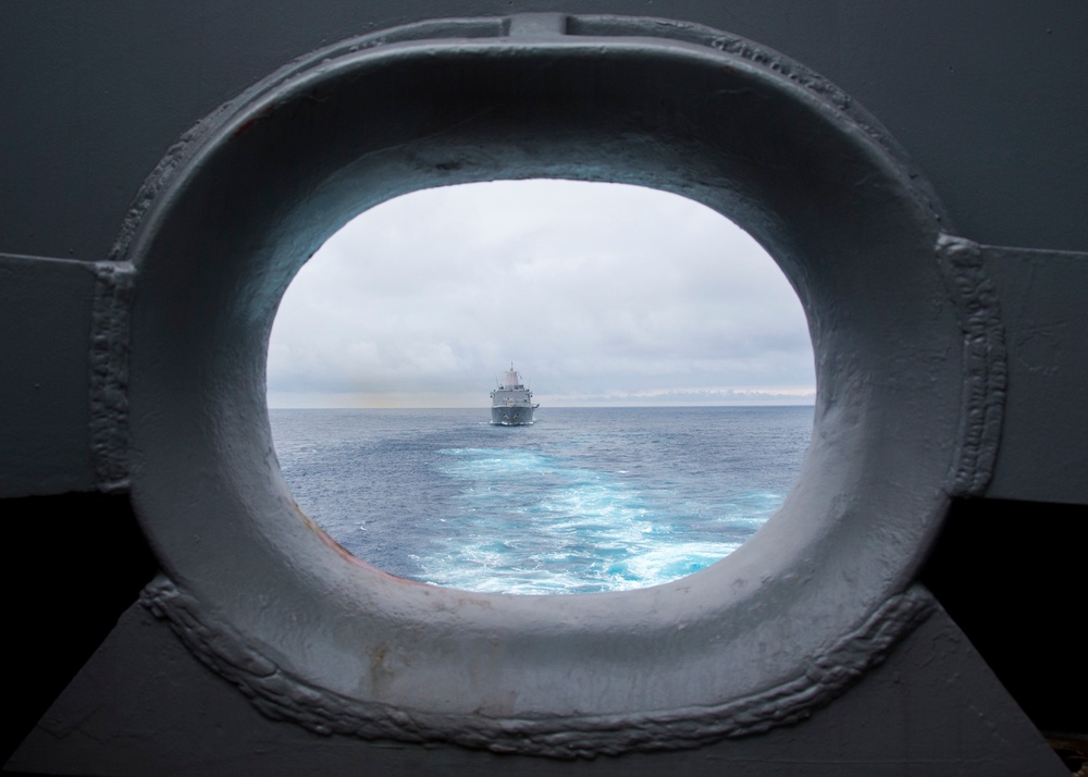 USS Bonhomme Richard (LHD 6) Replenishment-at-sea