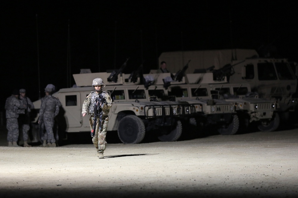 Army Reserve vehicle gunnery crews execute night live-fire qualifications