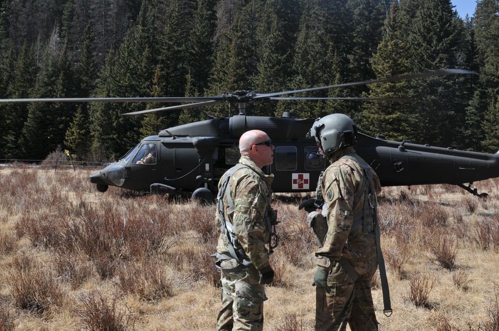 U.S. Army Reserve Commanding General visits MEDEVAC Units in Colorado