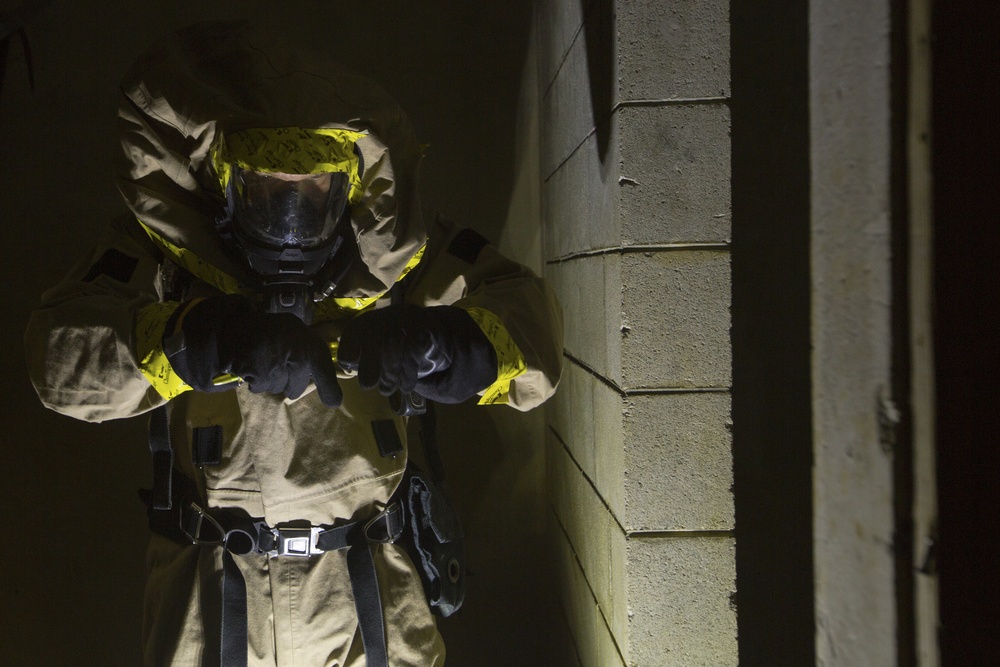 Marines, Airmen participate in chemical, biological, radiological, nuclear threat assessment training