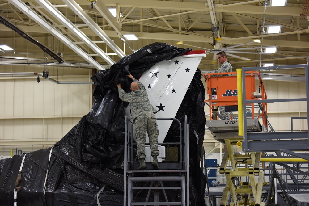 Colorado Air National Guard brings new life to fallen Thunderbird tail