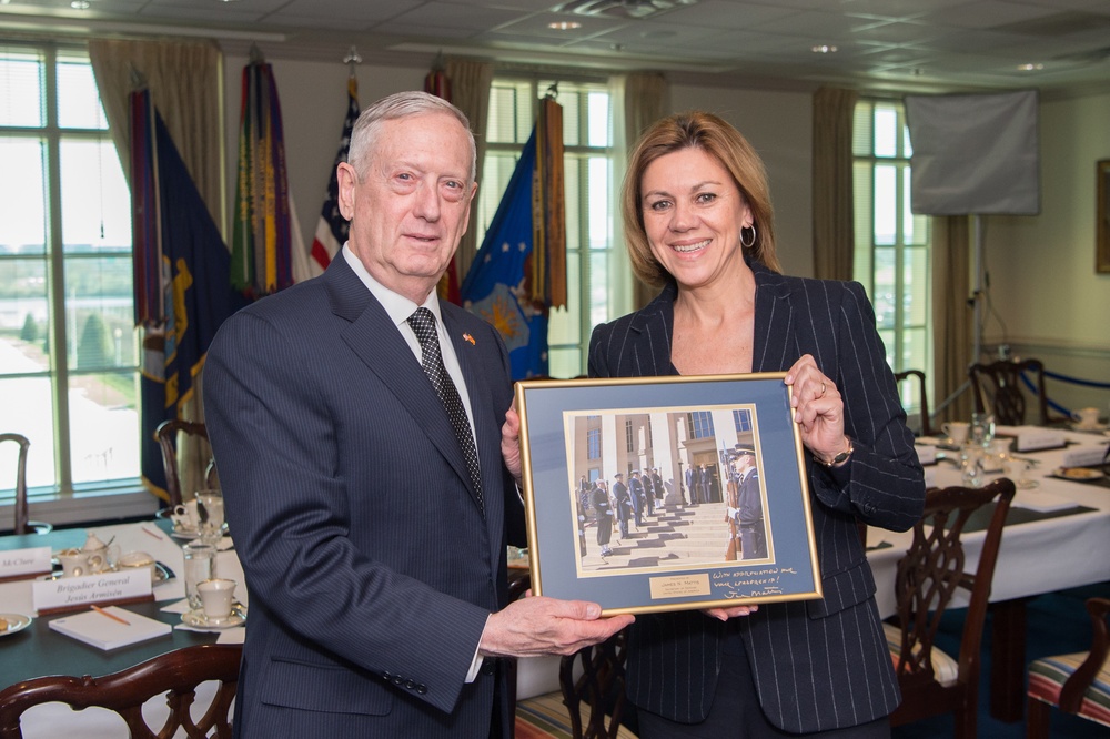 SD Mattis meets with Spain Minister of Defence