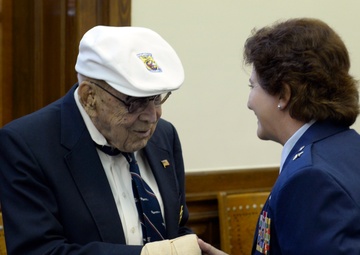 Texas Airmen help Texas Senate honor Doolittle Raiders