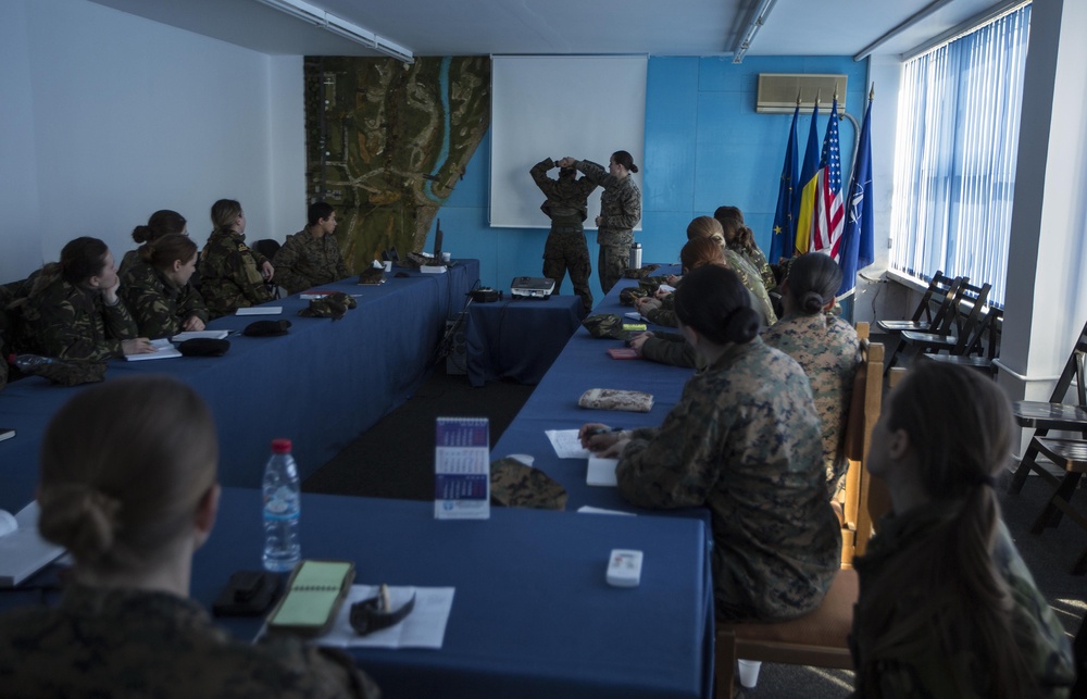 24th MEU Female Engagement Team trains with Romanian troops