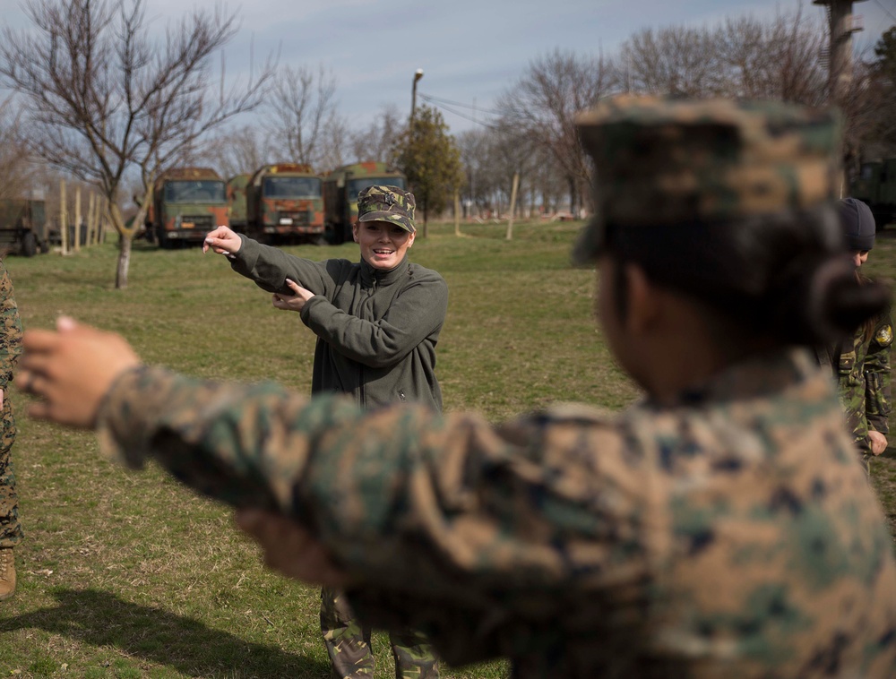 24th MEU Female Engagement Team trains with Romanian troops