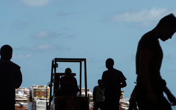 USS MAKIN ISLAND DEPLOYMENT
