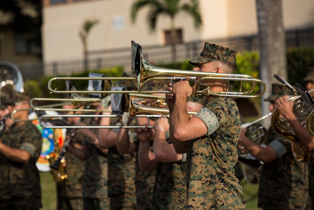 PACOM and MARFORPAC raise the Colors