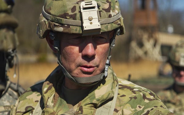 LTG Charles D. Luckey visits WAREX 78-17-01