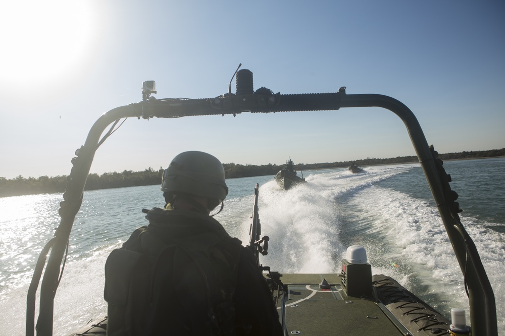 Royal Netherlands Marines FRISC Live Fire