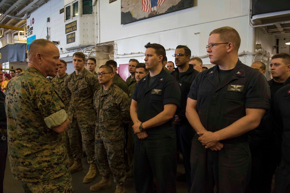 U.S. Marine Corps Lt. Gen. Lawrence Nicholson, Commanding General of III Marine Expeditionary Force Visits USS Bonhomme Richard (LHD 6)
