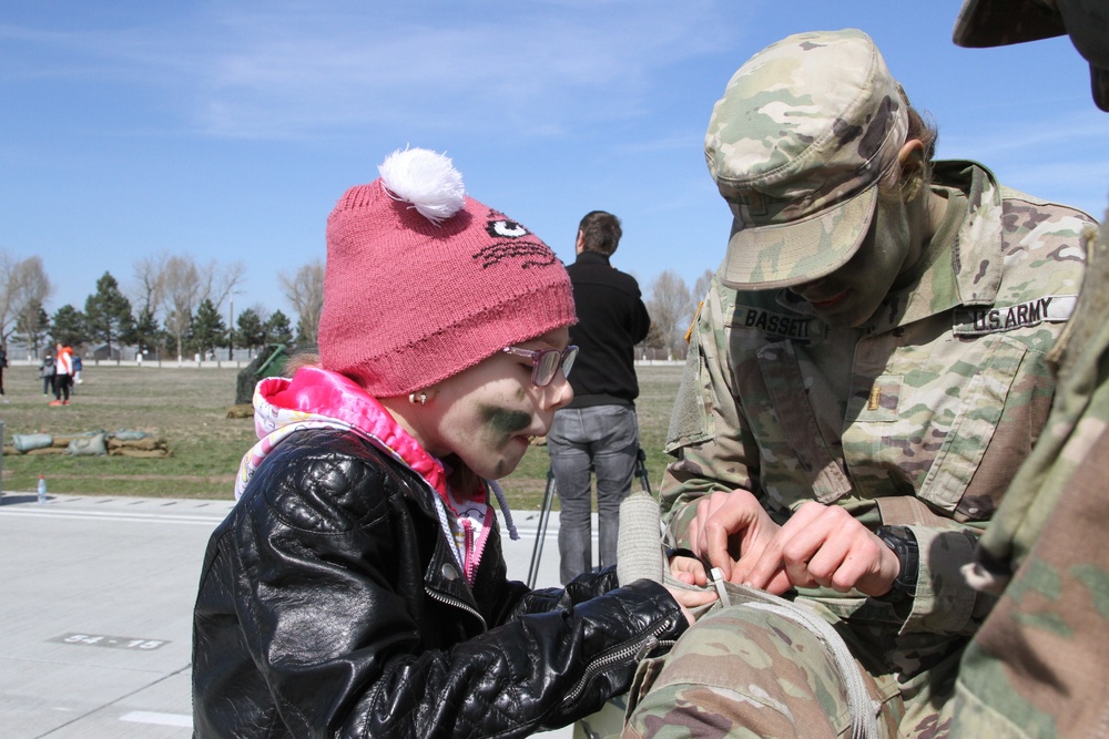 US, Romanian troops host Children's Day celebration