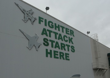 Fighter Attack Starts Here: ‘Sharpshooters’ make Marine aviators