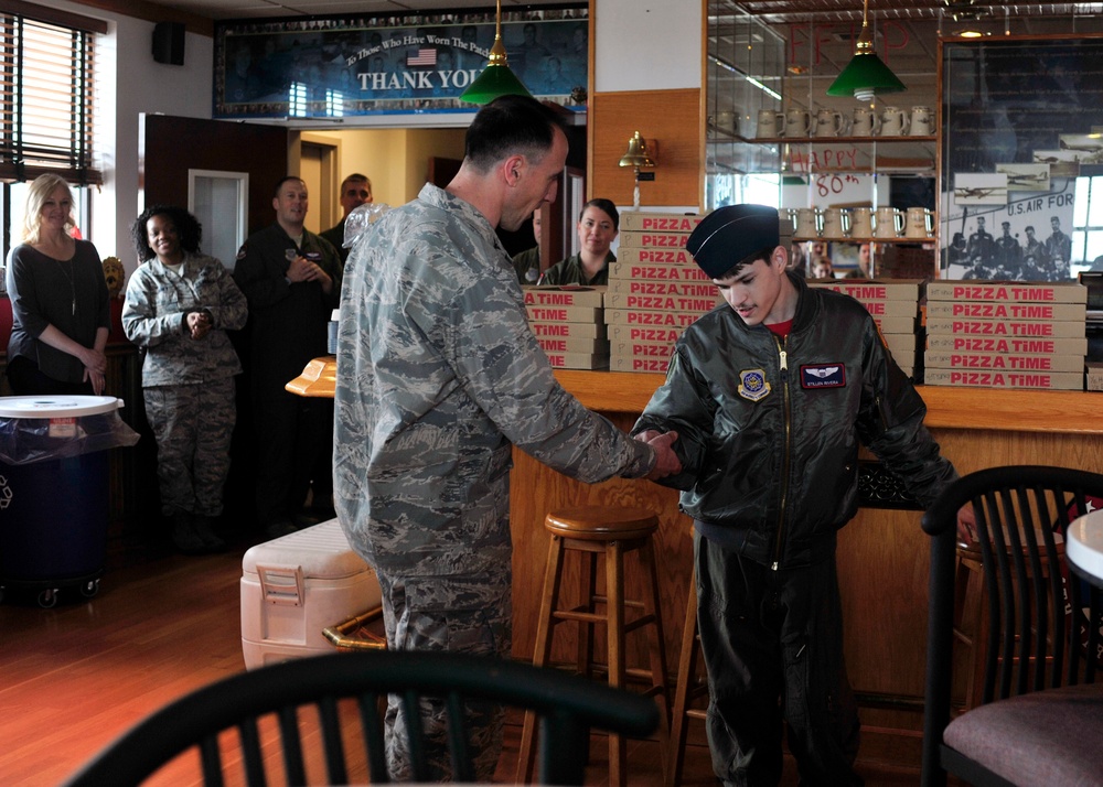 Team McChord gains new ‘Pilot for a Day’
