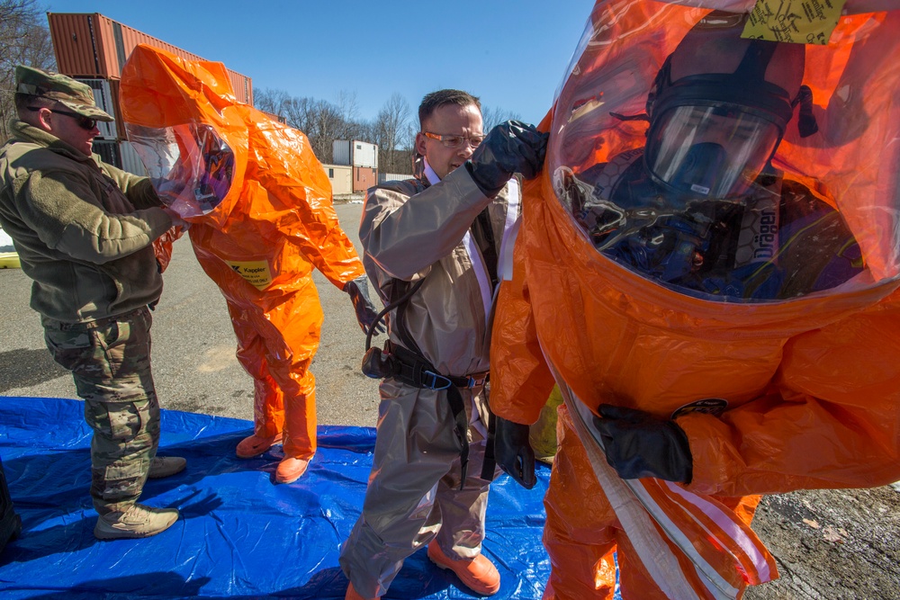 CST trains with Picatinny Arsenal firefighters