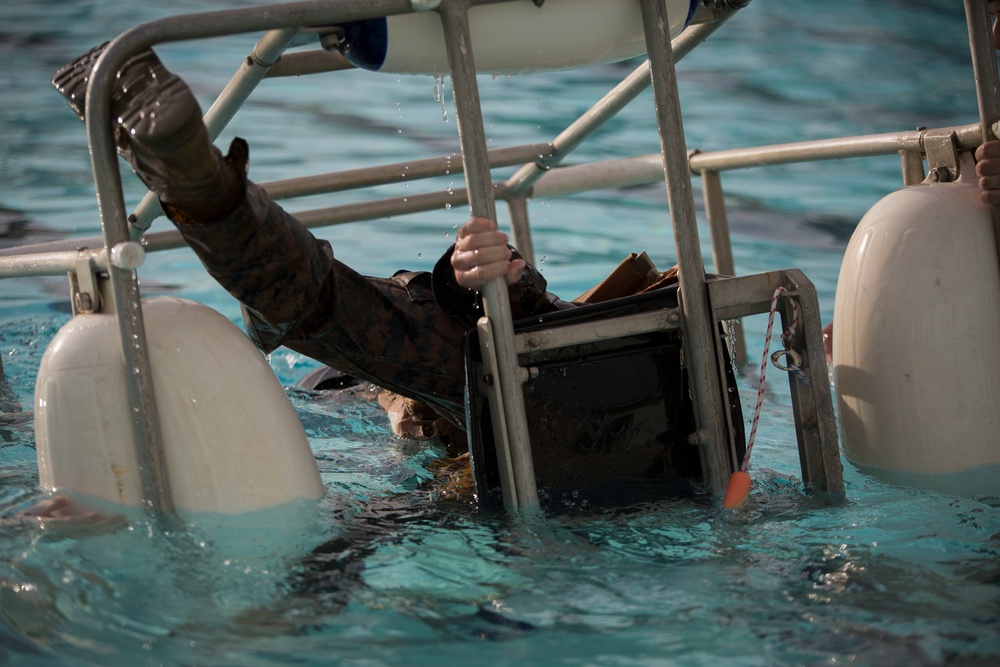 Just relax: 1/3 conducts helo dunker training
