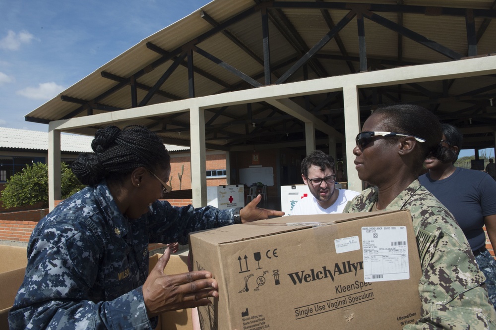 Sailors Supporting Continuing Promise 2017 (CP-17) Unpack Medical Supplies in Preparation of the Medical Site in Mayapo Columbia