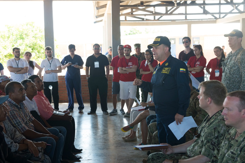 U.S. and Columbian Military Along With the U.S. Embassy, Meet With Wayuu Indigenous Leaders to Discuss Medical Services During Continuing Promise 2017 (CP-17) in Mayapo, Columbia