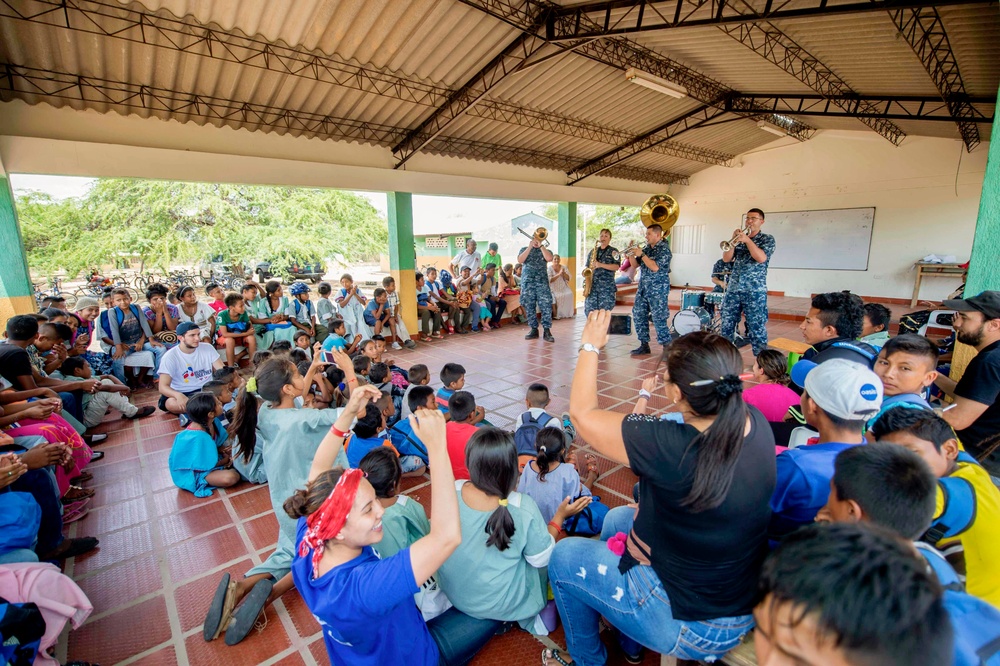 Members of the U.S. Fleet Forces (USFF) Band, Norfolk, Va., Perform for Colombian School Children in Support of Continuing Promise 2017’s (CP-17) Visit to Mayapo, Colombia