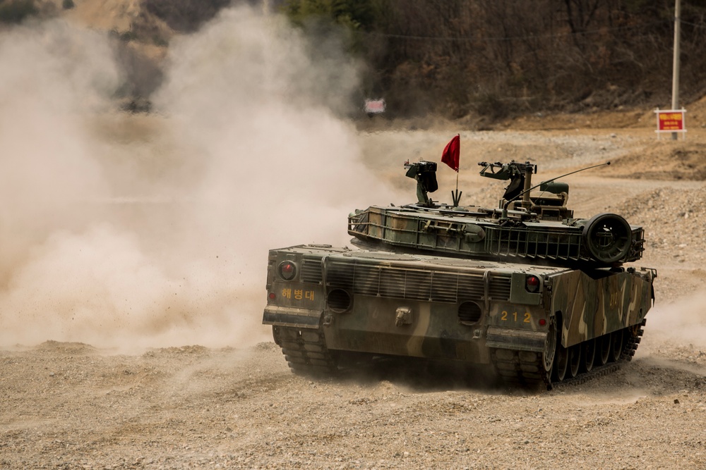 U.S. and ROK Tanks lock in for KMEP 17-6