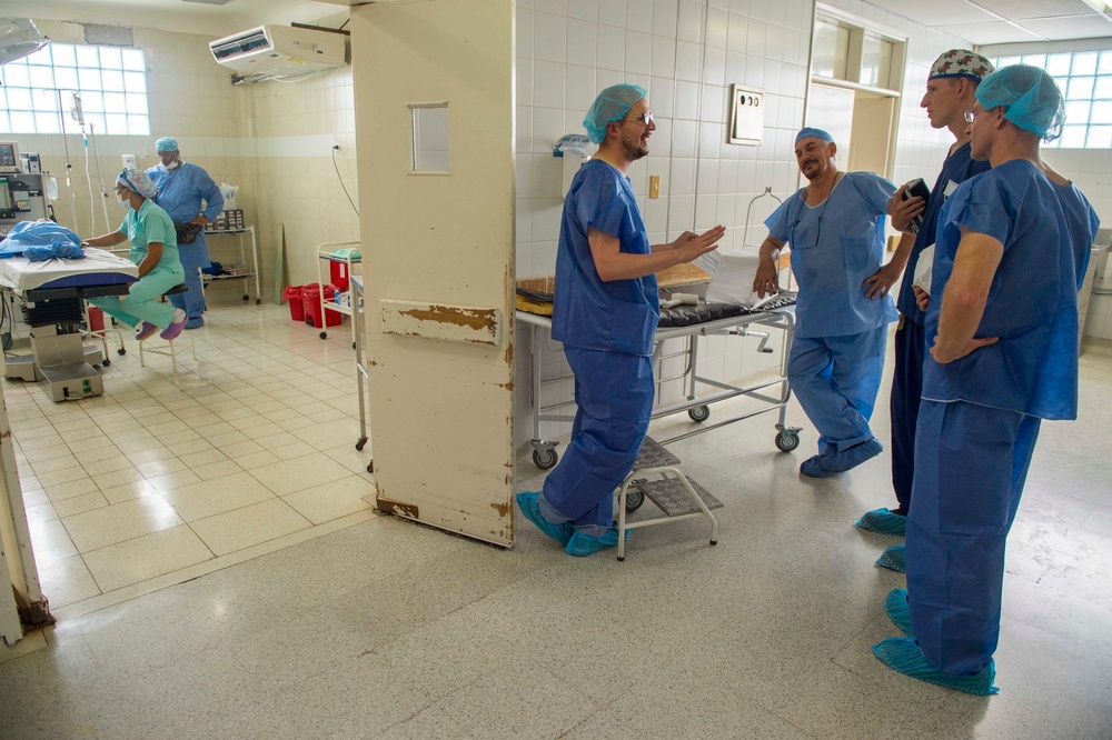 CP-17 Provides Services in Riohacha Hospital